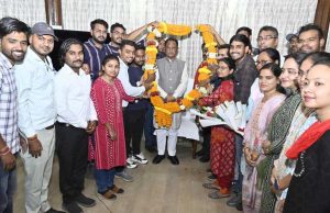 मुख्यमंत्री साय की पहल से छत्तीसगढ़ के बर्खास्त बीएड शिक्षकों के जीवन में लौटी खुशियाँ: 26 सौ से अधिक युवाओं के भविष्य को सुरक्षित करने का ऐतिहासिक निर्णय