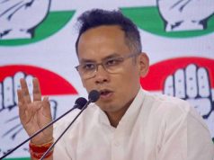 असम कांग्रेस अध्यक्ष गौरव गोगोई के स्वागत समारोह में अफरा-तफरी, लकड़ी का मंच गिर सकता है