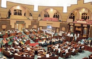 OBC आरक्षण पर बवाल: कांग्रेस के हंगामे के बीच विधानसभा कार्यवाही कल तक स्थगित