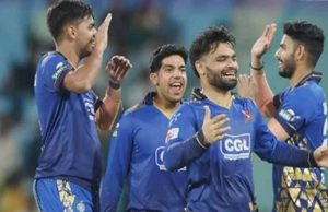 रिंकू सिंह ने पहली ही गेंद पर मारा बोल्ड, बैटिंग नहीं मिली तो बॉलिंग में छाए, पहली गेंद पर बोल्ड कर मैच में मचाया धमाल