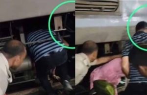 चलती ट्रेन से गिरी महिला, प्लेटफॉर्म और सीढ़ियों के बीच फंसीं, RPF ने बचाई जान