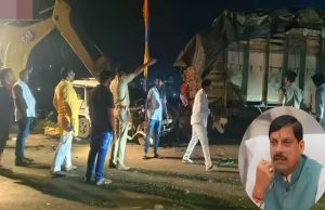 सीएम मोहन यादव के कार्यक्रम स्थल के बाहर हादसा, बोलेरो-ट्रक भिड़ंत में BJP नेत्री के परिवार के 3 सदस्यों की मौत; दौरा रद्द