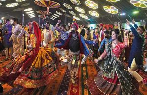 विरार कॉलेज में गरबा ग्रुप के नाम पर आपत्तिजनक चैट, हिंदू छात्राओं को फंसाने की साजिश का आरोप