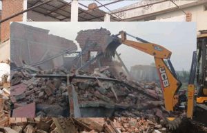 बरेली बवाल के बाद प्रशासन ने कसी कमर, IMC प्रवक्ता का ऑफिस और 74 दुकानें सील, बुलडोजर की तैया