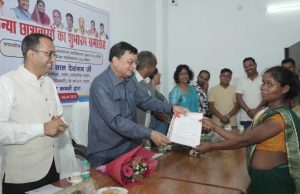 रायपुर : कैबिनेट मंत्री लखन लाल देवांगन के मुख्य आतिथ्य में कन्या छात्रावास शुभारंभ कार्यक्रम का हुआ आयोजन