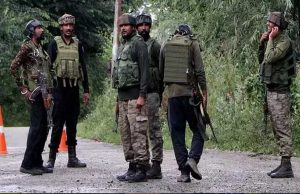 कुलगाम एनकाउंटर: एक आतंकी ढेर, मुठभेड़ में अफसर समेत तीन जवान घायल