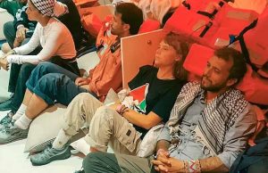 इज़राइल में ग्रेटा थनबर्ग के साथ बदसलूकी: बाल खींचकर घसीटने का आरोप