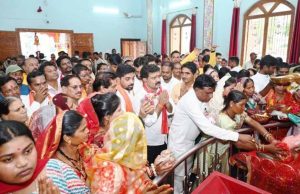 उपमुख्यमंत्री विजय शर्मा ने बस्तर प्रवास के दौरान दंतेश्वरी मंदिर में किया दर्शन