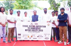 रायपुर : जशपुर के युवाओं ने छुआ हिमालय की ऊंचाइयों को: 5350 मीटर की ऊंचाई पर ट्रैकिंग, रॉक क्लाइंबिंग और आइस क्लाइंबिंग का अद्भुत अनुभव मुख्यमंत्री विष्णुदेव साय