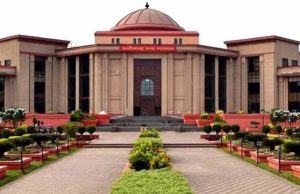 छत्तीसगढ़ HC का आदेश: सिर्फ Probation पूरी होने से नहीं मिलेगी परमानेंट नौकरी, जरूरी है कार्य और आचरण रिपोर्ट