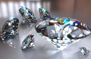 पन्ना में मजदूर की किस्मत ने फिर मारी बाजी, सड़क किनारे मिला 4 कैरेट का हीरा