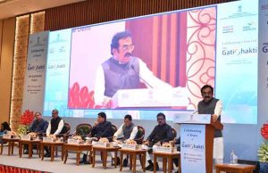 गति शक्ति ने सड़क निर्माण को विज्ञान और तकनीक से जोड़ा : लोक निर्माण मंत्री सिंह