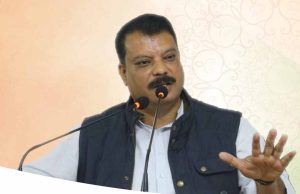 उमंग सिंघार ने बिरसा मुंडा जयंती पर दी शुभकामनाएँ, BJP पर आदिवासी राजनीति का आरोप