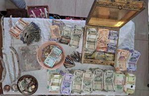 कर्नाटक में बड़ा मामला: मंत्री जमीर अहमद के सेक्रेटरी के घर लोकायुक्त का छापा, 14 करोड़ बरामद