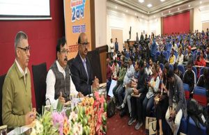 प्रत्येक जनजातीय विकासखण्ड में खुलेगा सांदीपनि विद्यालय – डॉ. कुंवर विजय शाह