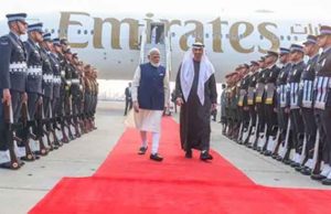 UAE राष्ट्रपति के स्वागत में पीएम मोदी ने तोड़ा प्रोटोकॉल, एयरपोर्ट पर गले मिलकर दिया खास संदेश