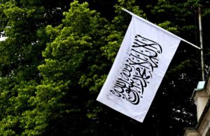 तालिबान का नया नियम: मौलाना–मौलवी पर नहीं चलेगा मुकदमा, फैसले पर मचा बवाल