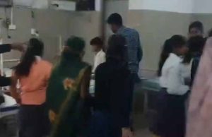 स्कूल में दवा लेने के बाद 100 से ज्यादा छात्र अचानक बीमार, गांव में हड़कंप