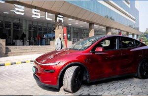 TESLA को झटका: 13 साल बाद VP राज जगन्नाथन ने दिया इस्तीफा, जानिए उनकी कहानी