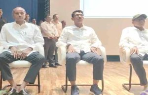 माओवादी संगठन को ऐतिहासिक झटका: देवजी समेत दो केंद्रीय नेताओं ने एक साथ किया सरेंडर