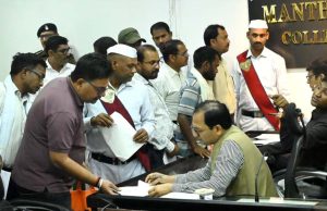 जनदर्शन में कलेक्टर ने सुनीं सैकड़ों फरियादें, त्वरित निराकरण के दिए निर्देश