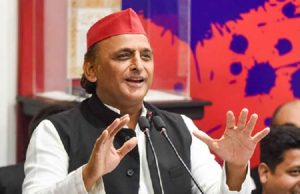 शंकराचार्य विवाद पर अखिलेश यादव का हमला, CM योगी के व्यवहार पर उठाए गंभीर सवाल