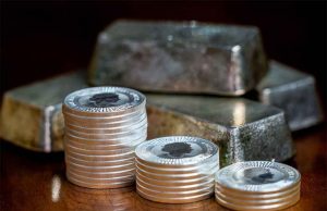 चांदी के दाम में जोरदार उछाल, 10 ग्राम का सिक्का पहुंचा नए रिकॉर्ड स्तर पर