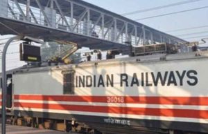 होली पर घर जाने वालों के लिए खुशखबरी: रेलवे की 30 स्पेशल ट्रेनें, मुंबई से बिहार-पूर्वांचल तक सफर आसान