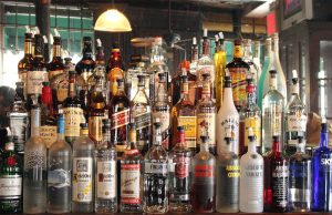 भोपाल में शराब ठेकों की कीमतों में ₹239 करोड़ की बढ़ोतरी, 87 दुकानों का कुल टारगेट ₹1432 करोड़