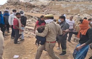 प्रयागराज में दर्दनाक हादसा: अमोनिया गैस टैंक फटने से कोल्ड स्टोरेज ढहा, कई मजदूर मलबे में दबे