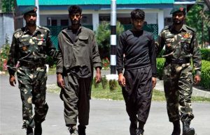 तिहाड़ से छूटा, आसिम मुनीर की गोद में बैठा, पहलगाम में मचाई तबाही, अब बना मोस्ट वांटेड आतंकवादी