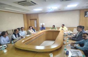 प्रदेश में पर्याप्त मात्रा में है पेट्रोल, डीजल एवं एलपीजी अपर मुख्य सचिव खाद्य शमी ने की समीक्षा