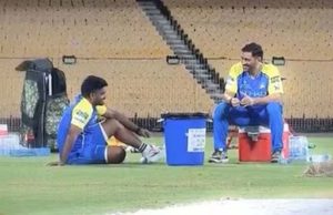 CSK कैंप में पहुंचे संजू सैमसन, एमएस धोनी से लंबी बातचीत का वीडियो वायरल