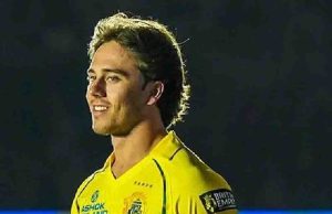 CSK और PBKS के बीच महामुकाबला, पंजाब किंग्स की प्लेइंग 11 में अर्शदीप सिंह की जगह बेन ड्वारशुइस की होगी एंट्री