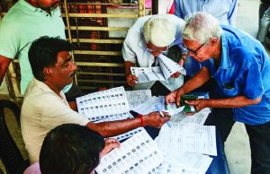 SIR वोटर लिस्ट अपडेट: 12 राज्यों में 6.08 करोड़ नाम हटे, यूपी और बंगाल में सबसे बड़ा बदलाव