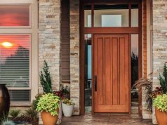 मुख्य द्वार से जुड़े वास्तु टिप्स: सही दिशा और नियम से घर में बढ़ेगी सकारात्मक ऊर्जा और सुख-समृद्धि