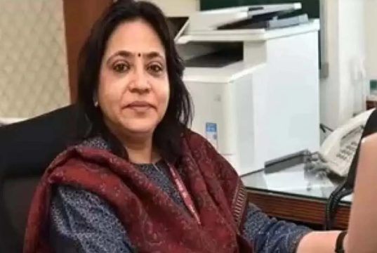 बड़ा हादसा: IAS ऋचा शर्मा जिम की लिफ्ट में फंसी, घुटन से बिगड़ी तबीयत