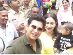 सचिन तेंदुलकर का जन्मदिन, फैंस का उमड़ा सैलाब