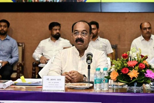 पेयजल, अवैध प्लॉटिंग और निर्माण पर डिप्टी CM साव सख्त, अभियंता सस्पेंड के निर्देश