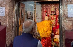 पीएम मोदी ने थंथनिया कालीबाड़ी मंदिर के किए दर्शन, 300 साल पुराने मां काली धाम की विशेषता चर्चा में
