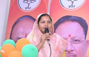 साड़ी गुणवत्ता पर सरकार सख्त, मंत्री राजवाड़े के निर्देश पर जांच तेज