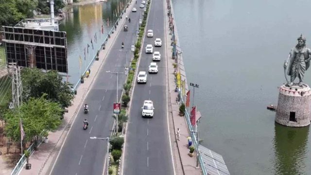 13A_93.jpg