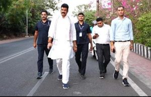 दैनिक जीवन में छोटे-छोटे बदलाव अपनाकर प्रधानमंत्री जी के संदेश को जन आंदोलन बनाएं : मंत्री राजपूत