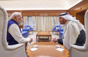 UAE के इस फैसले से भारत की किस्मत चमकेगी, डॉलर के बजाय रुपये में मिलेगा तेल