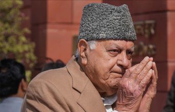 फारूक अबदुल्ला का बयान: कश्मीरी पंडितों के बिना जम्मू-कश्मीर अधूरा, उनका जाना बड़ा नुकसान