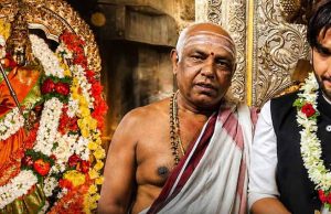 रणवीर सिंह ने मैसूर के चामुंडेश्वरी मंदिर में किए दर्शन, पूजा के बाद चर्चा में आए