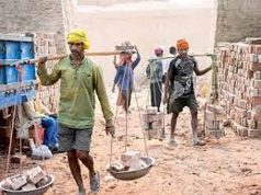 उत्तर प्रदेश में निर्माण श्रमिकों के पंजीकरण की प्रक्रिया हुई सरल, आधार और 90 दिन कार्य अनुभव पर्याप्त