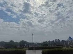 यूपी मौसम अपडेट: बारिश से गिरा तापमान, 4-5 मई को तेज आंधी और बूंदाबांदी के आसार