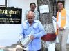 ओपी चौधरी का अनोखा अंदाज: ‘झालमुड़ी के साथ जीत का स्वाद’ वाला वीडियो वायरल