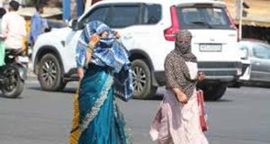MP में भीषण गर्मी का कहर, राजस्थान की तपती हवाओं से खजुराहो-नौगांव में पारा 46 डिग्री पहुंचा